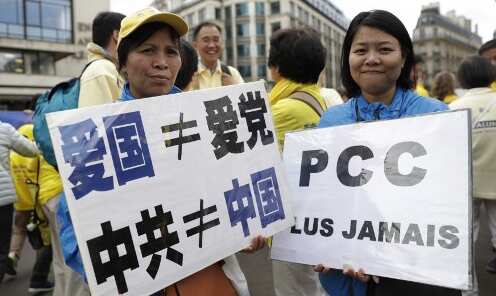 Chinese nationals ditch Communist Party; protesters in US highlight persecution of Falun Gong followers