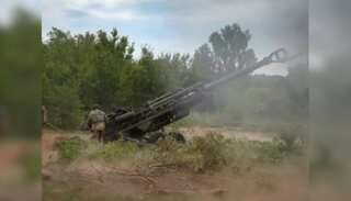 US: Provides mine-resistant vehicles to Ukraine, new aid to target Russian artillery