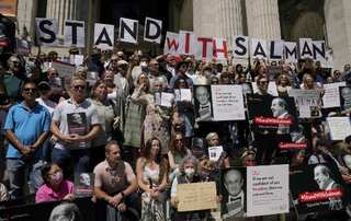 Literature world gathers in support of Salman Rushdie in New York