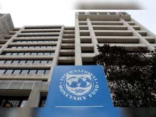 Inflation in Sri Lanka running at 60.8%, Central bank warns of 8% contraction this year