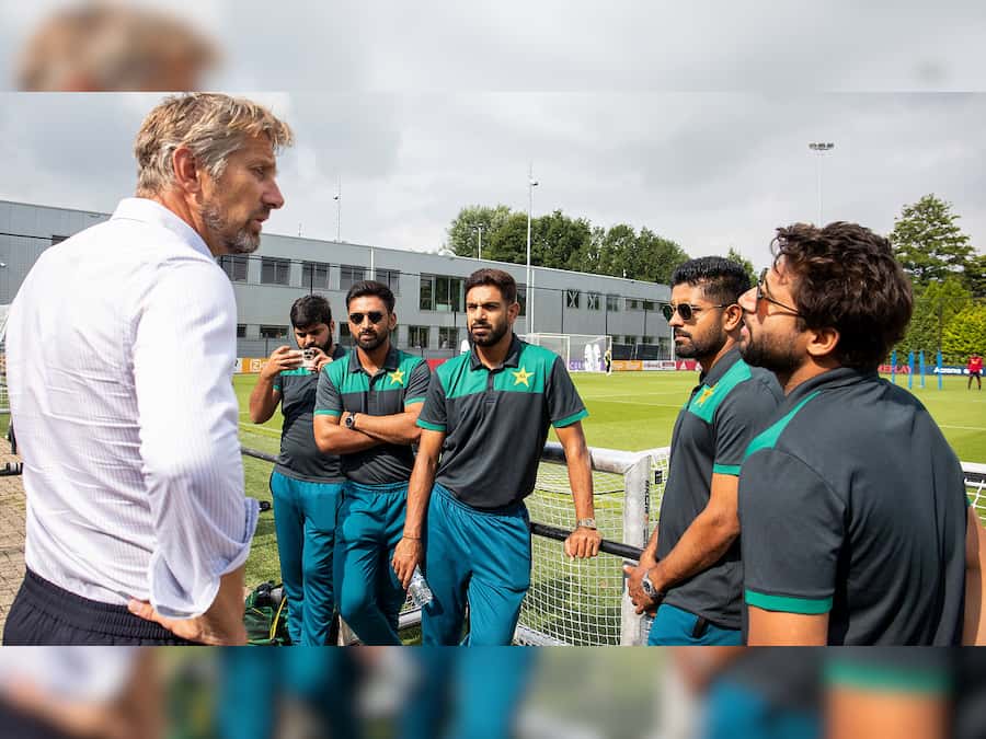 'Cristianal Messi of cricket': Shadab Khan introduces Pakistan captain Babar Azam to Man Utd legend - WATCH