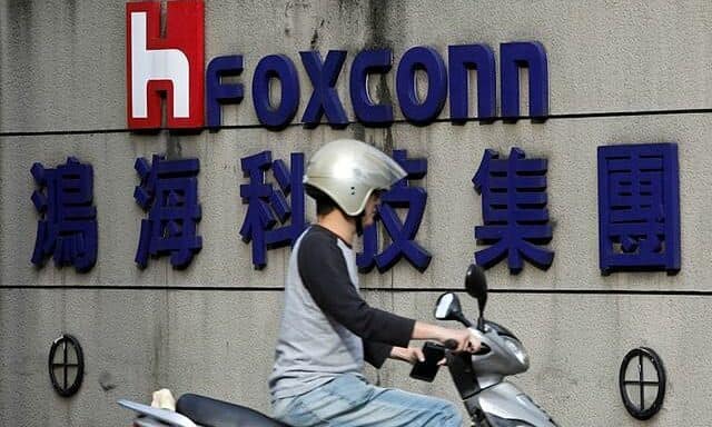 Apple supplier Foxconn to invest $300 million in northern Vietnam