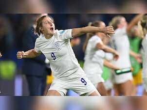 England's top goalscorer Ellen White announces retirement after fairytale Euro 2022 triumph