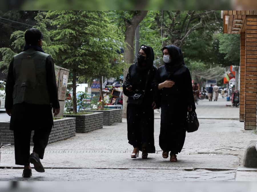 Afghanistan: Taliban clarifies restriction on women to visit public parks