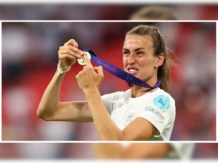 England midfielder and Euro 2022 winner Jill Scott announces retirement from football