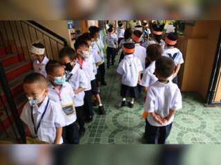 Many walk into school for first time in Philippines since COVID outbreak