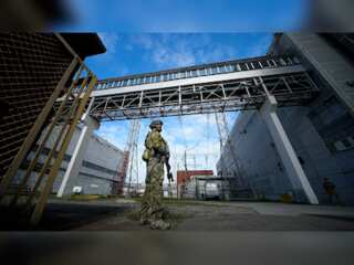 Russia-Ukraine war: Fears over strikes around Zaporizhzhia nuclear power plant