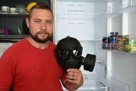 6 months of Ukraine war: Meet Kyiv's biologist turned key keeper