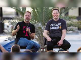 T-Mobile to use Starlink satellites to provide network access