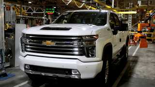 GM to recall over 449,000 pickup trucks, SUVs in US