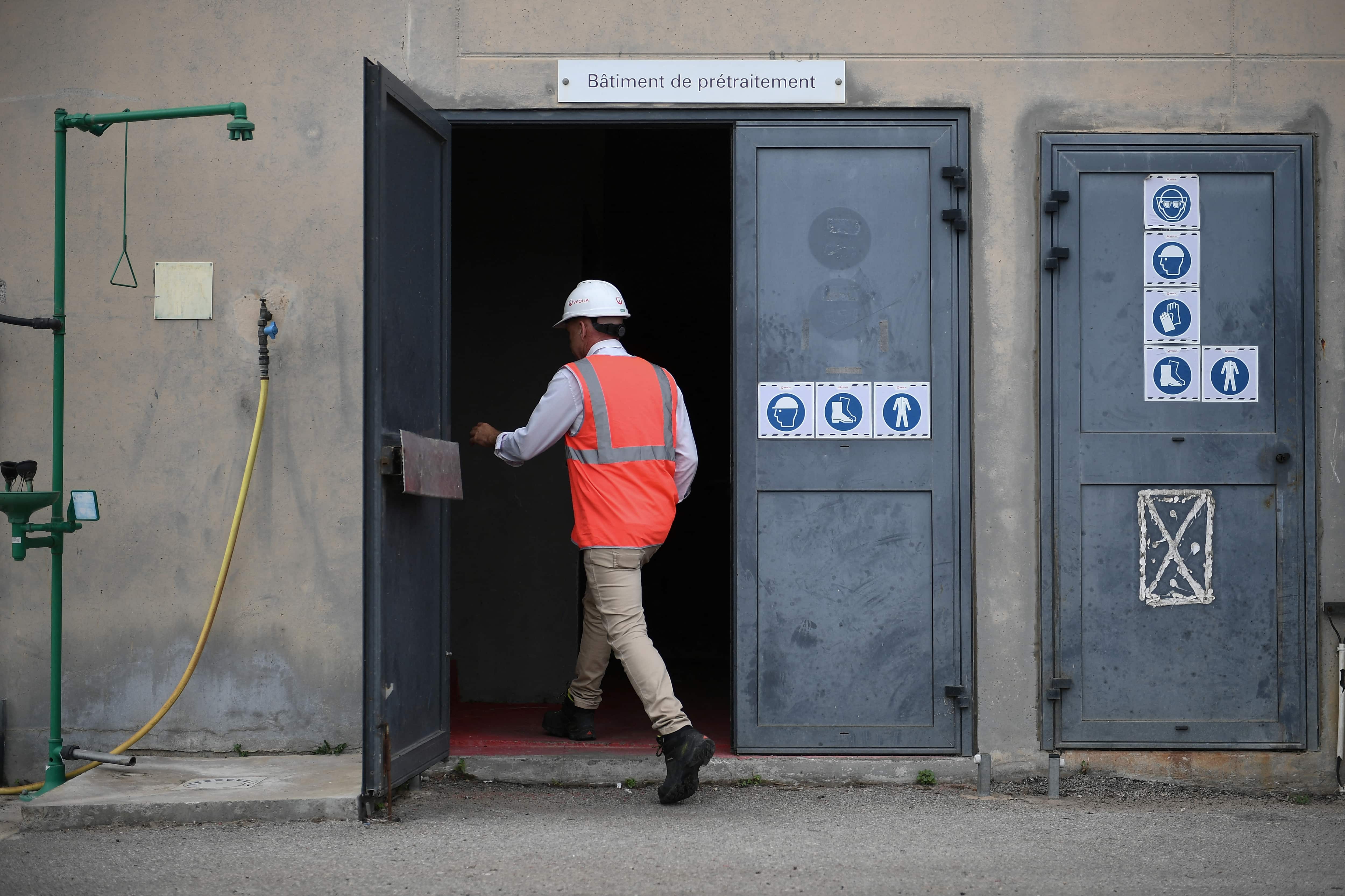 French lawmakers lodge complaint against UK over sewage dumping in shared waters French lawmakers lodge complaint against UK over sewage dumping in shared waters