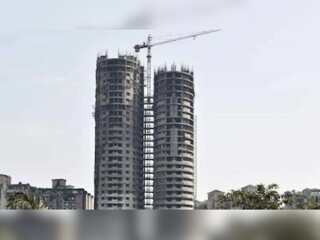 2 Skyscrapers near India's capital to be demolished