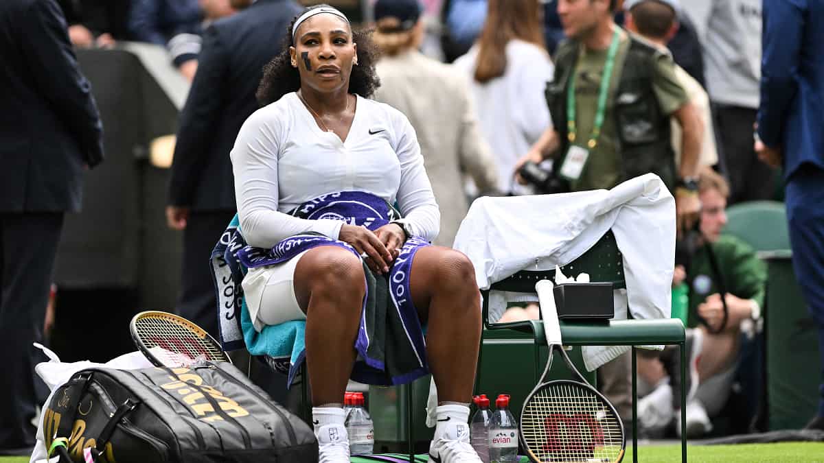 Calling the chair umpire a 'loser'