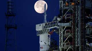 NASA's Artemis 1 launch ruined by a leak; next attempt weeks away