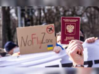 EU stands divided on visa ban for Russians, meeting to be held in Prague tomorrow