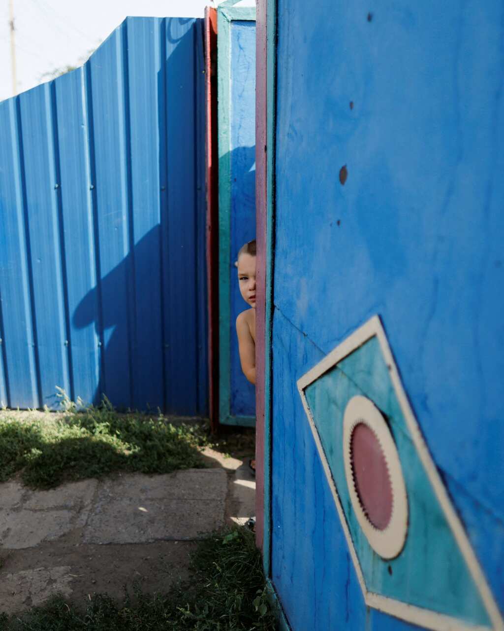 Ukraine war | No electricity, water for over a month- Ukrainian family determined to hold on to home
