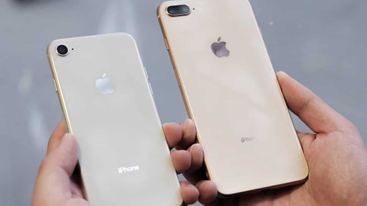 iPhone 8 & 8 Plus (2017)