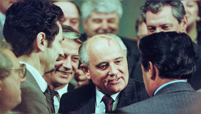 Old Pizza Hut ad goes viral after soviet leader Mikhail Gorbachev's death