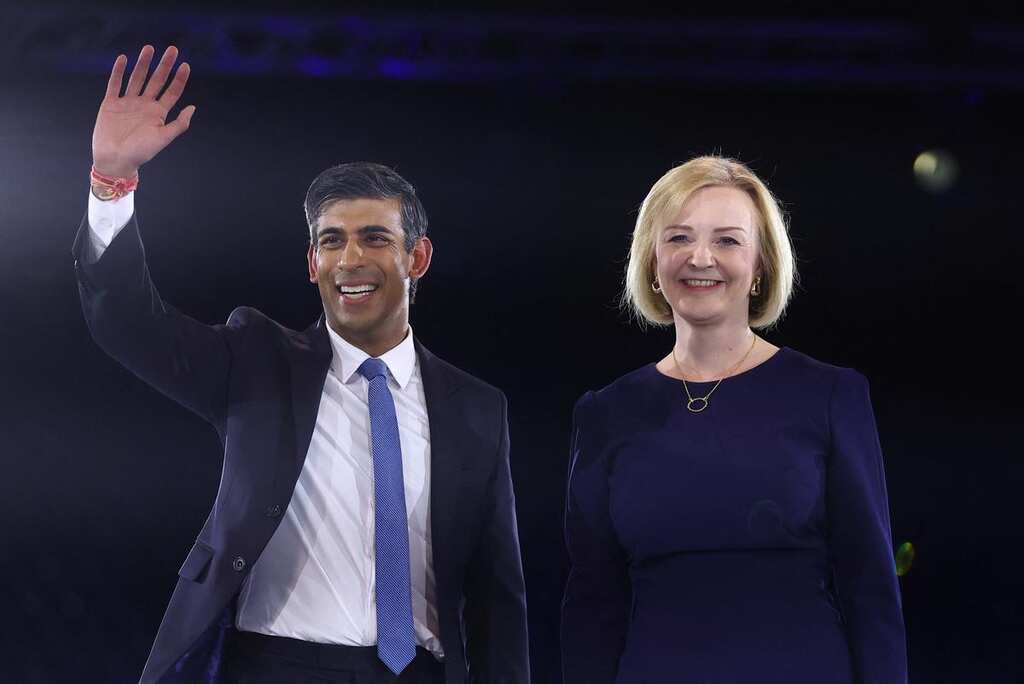 Rishi Sunak, Liz Truss make final attempts to woo Tory leaders; contenders address inflation, energy crisis