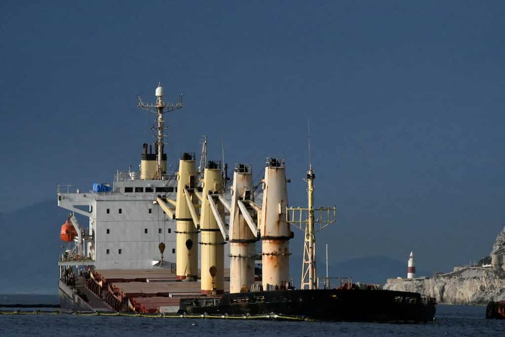 Gibraltar collision: Two tank vents leaking oil from bulk carrier OS 35 sealed