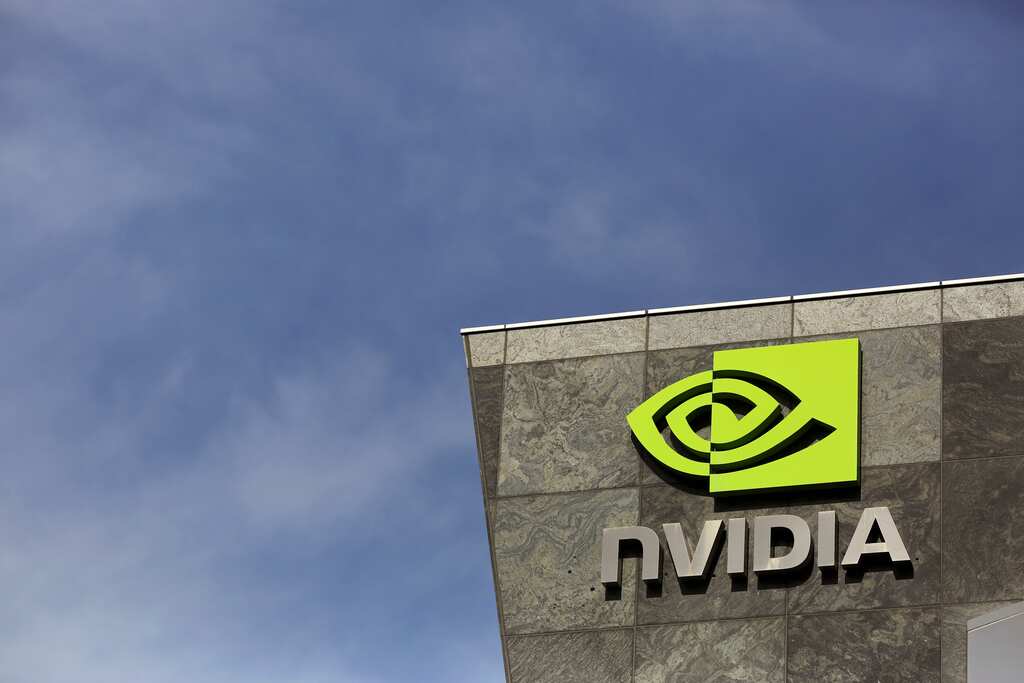 Nvidia unveils B200 AI chip, fortifying market dominance in the AI industry