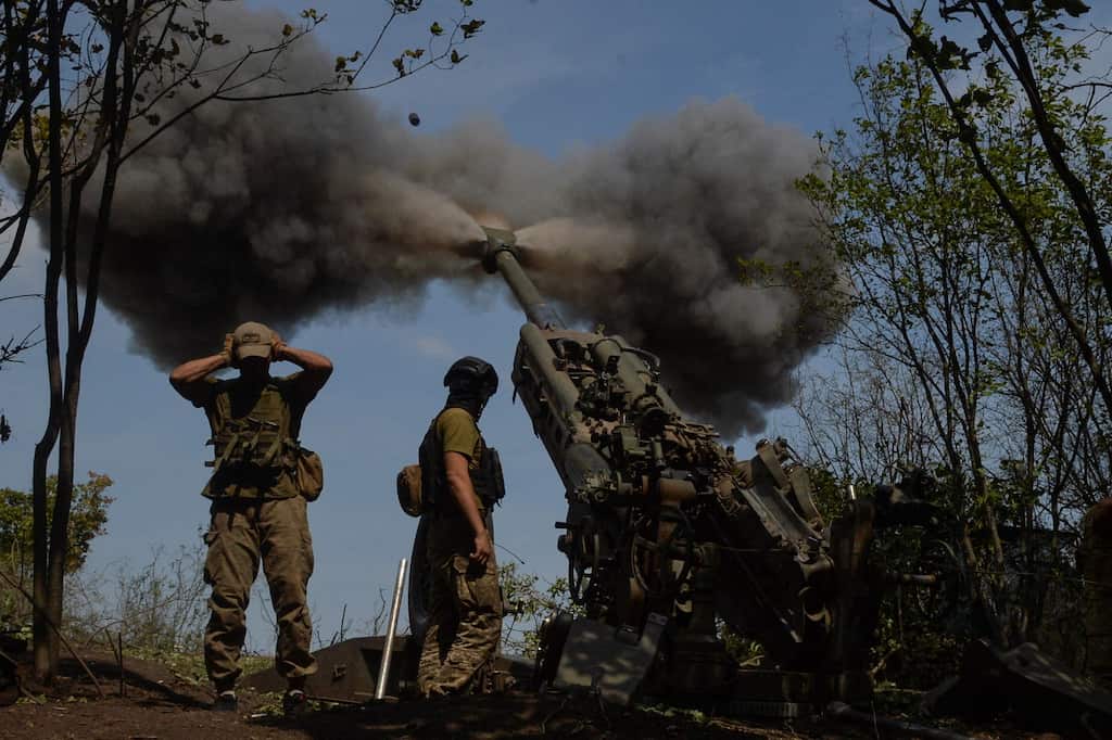 Russia holds major military exercises, over 50,000 troops, 140 aircraft and 60 warships take part