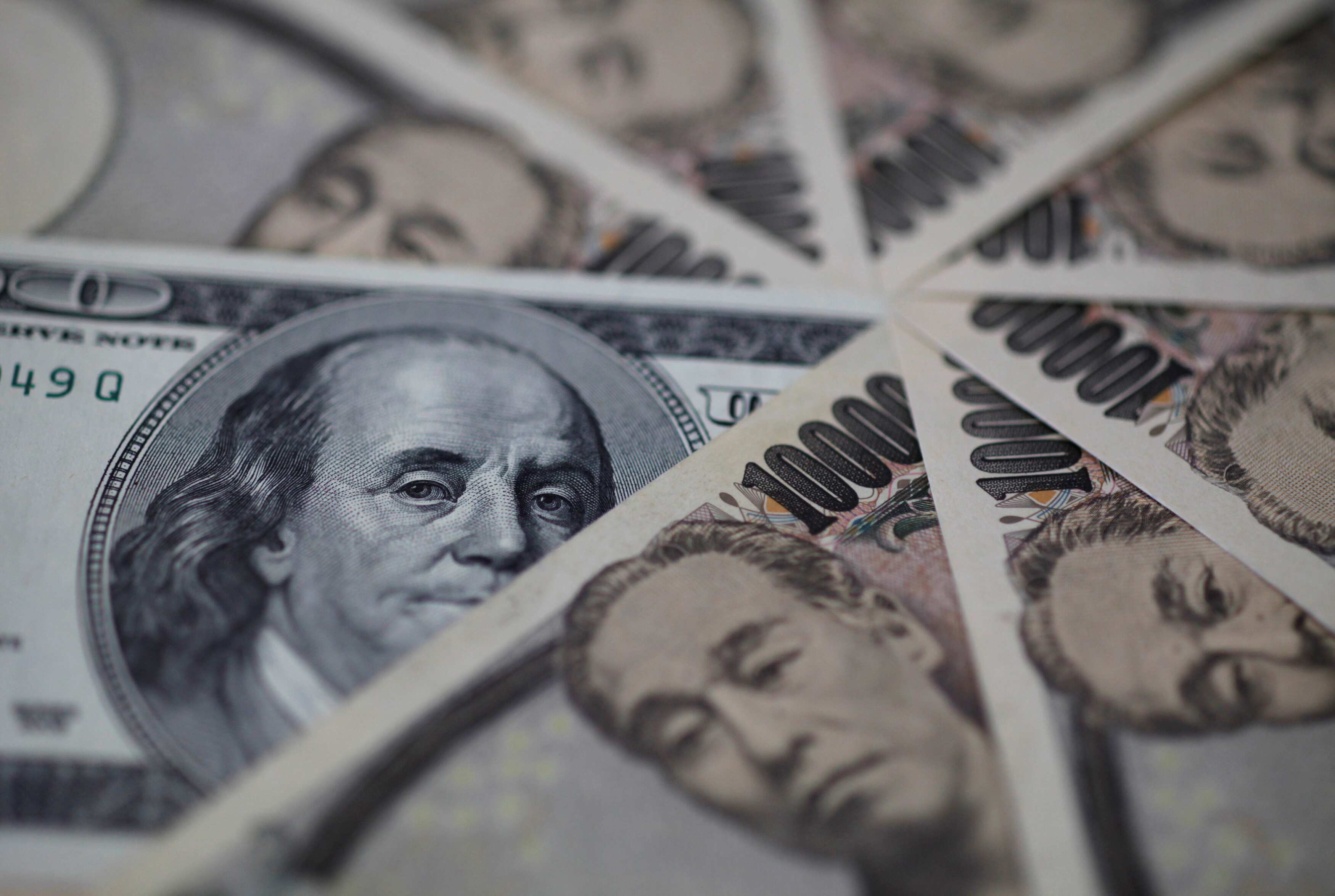 Japanese Yen tumbles to 24-year low against dollar as market grapples with inflation Japanese Yen tumbles to 24-year low against dollar as market grapples with inflation