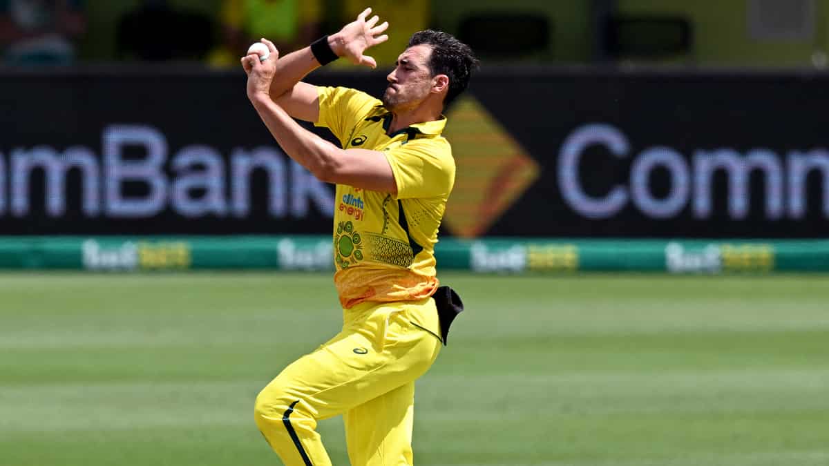 Australian pacer Mitchell Starc breaks record, scalps 200 wickets in just 102 ODIs Australian pacer Mitchell Starc breaks record, scalps 200 wickets in just 102 ODIs