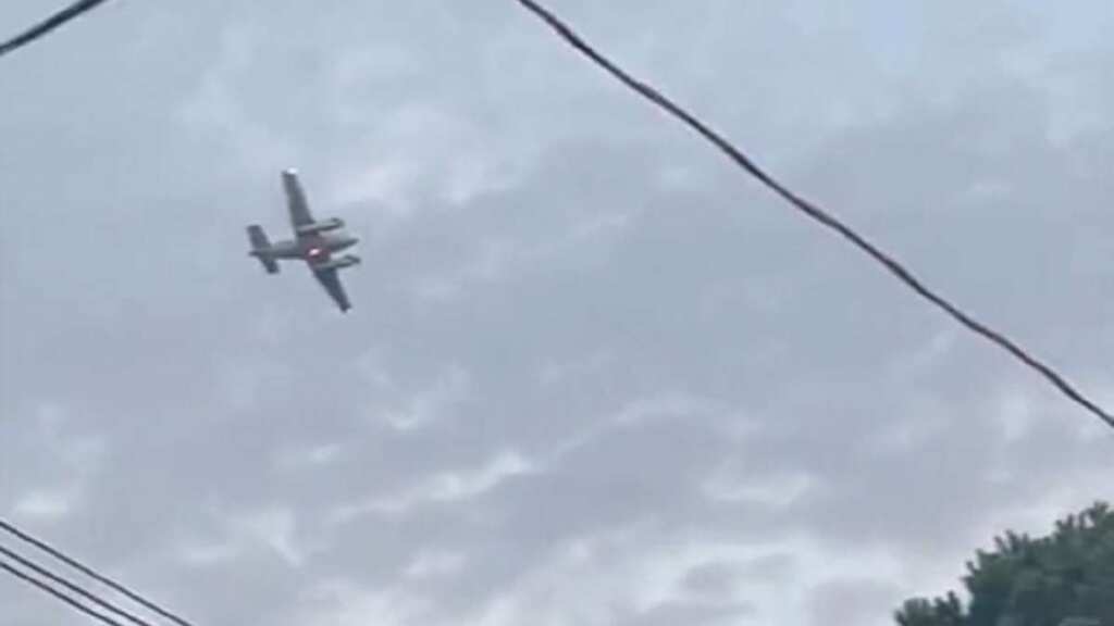 Watch | Man threatens to crash plane into Walmart after stealing it in Mississippi