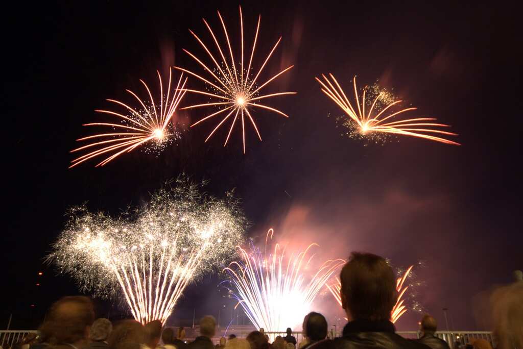Berlin: Olympic stadium hosts Pyronale fireworks World Championship