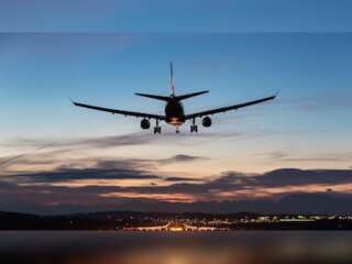 Mississippi : Pilot lands after threatening to crash into Walmart