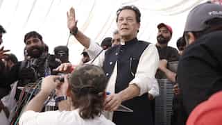Critique on Imran Khan following statement alleging that govt wants to bring an army chief of their choice