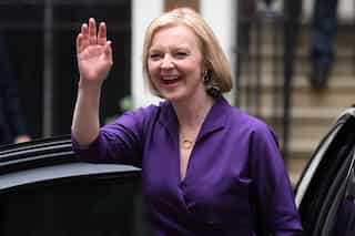 Liz Truss vows to go ahead with tax cuts after winning UK Prime Minister election