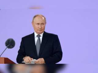 Putin seeks closer ties with Asia as tensions with West intensifies