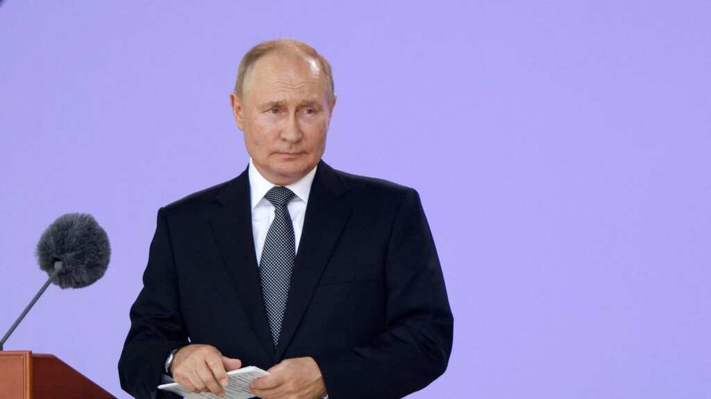 Putin seeks closer ties with Asia as tensions with West intensifies