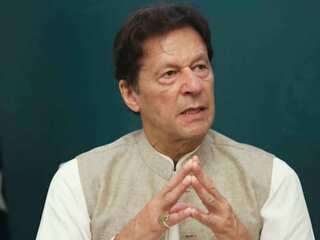 Pakistan: Former PM Imran Khan accused of selling foreign gifts