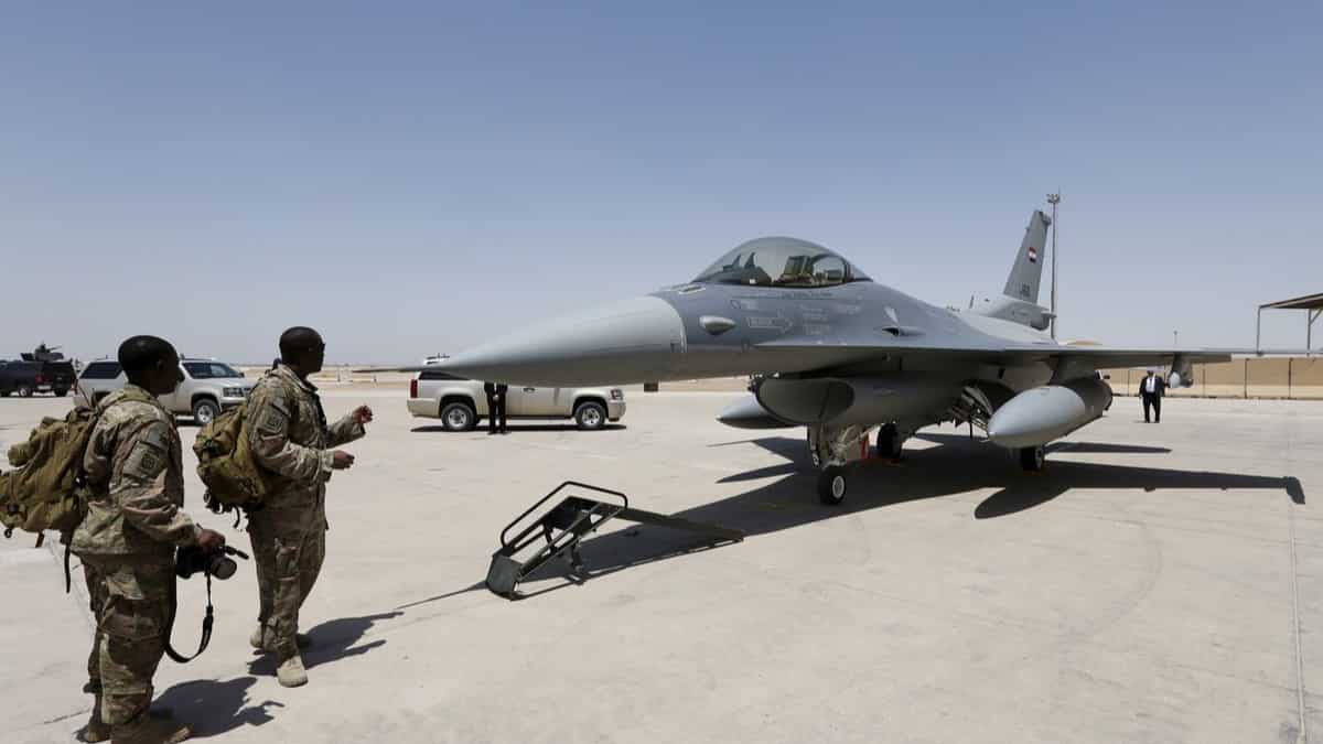 Biden reverses Trump-era policy, approves $450 million F-16 fleet sustainment programme to Pakistan Biden reverses Trump-era policy, approves $450 million F-16 fleet sustainment programme to Pakistan