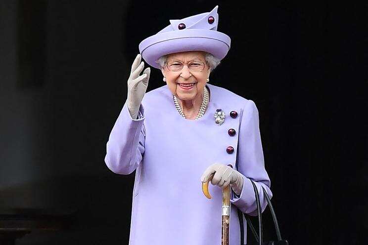 Doctors concerned over the Queen Elizabeth II's health