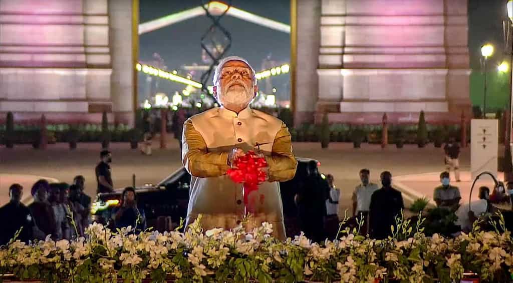 India: Statue of Netaji Subhash Chandra Bose unveiled near India Gate