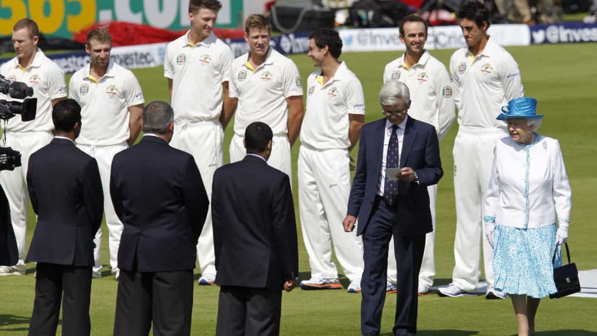 5) Queen Elizabeth II interacts with the English and Australian cricketers before the Ashes