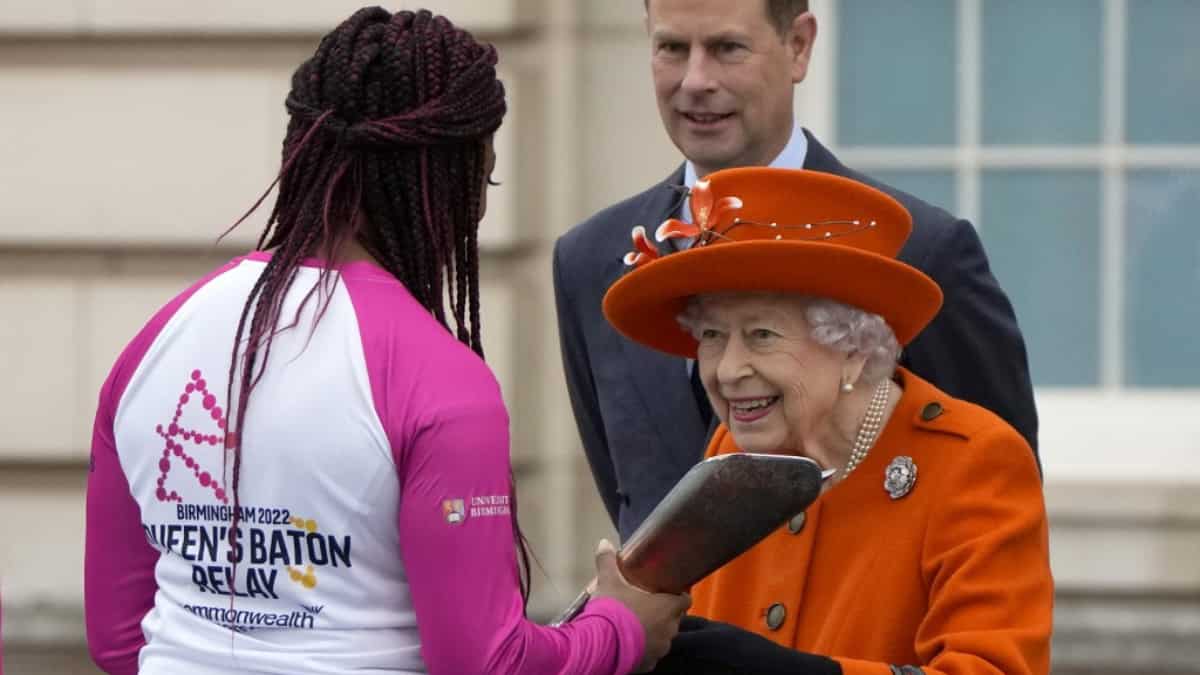 6) Queen Elizabeth II greets first batonbearer for the 2022 Commonwealth Games