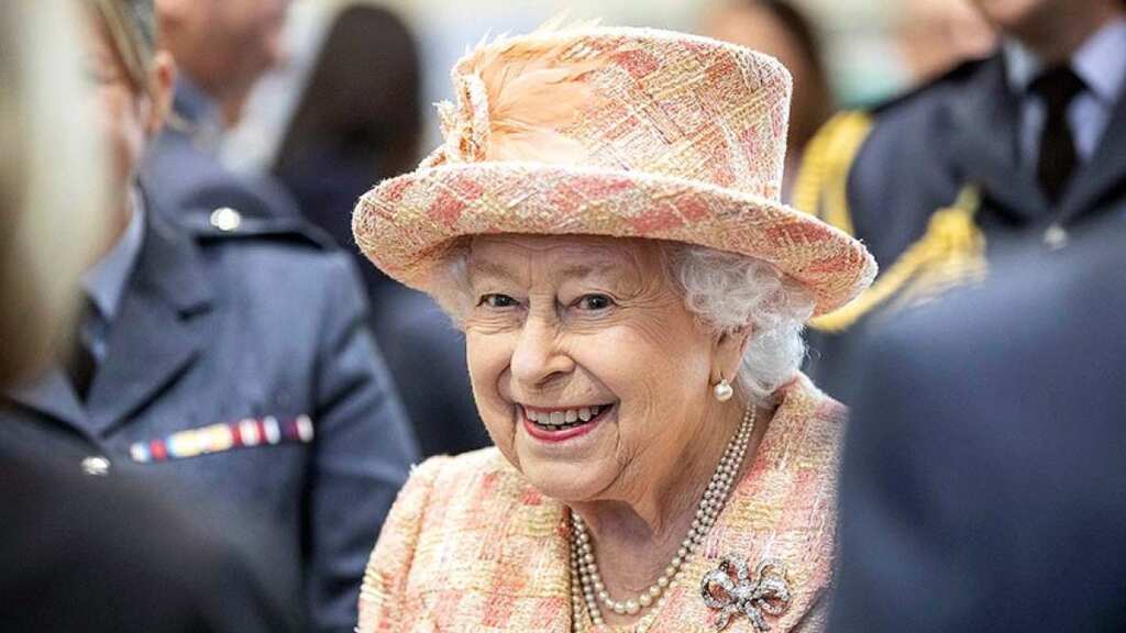 UK mourns death of Queen Elizabeth II; world leaders pay tribute