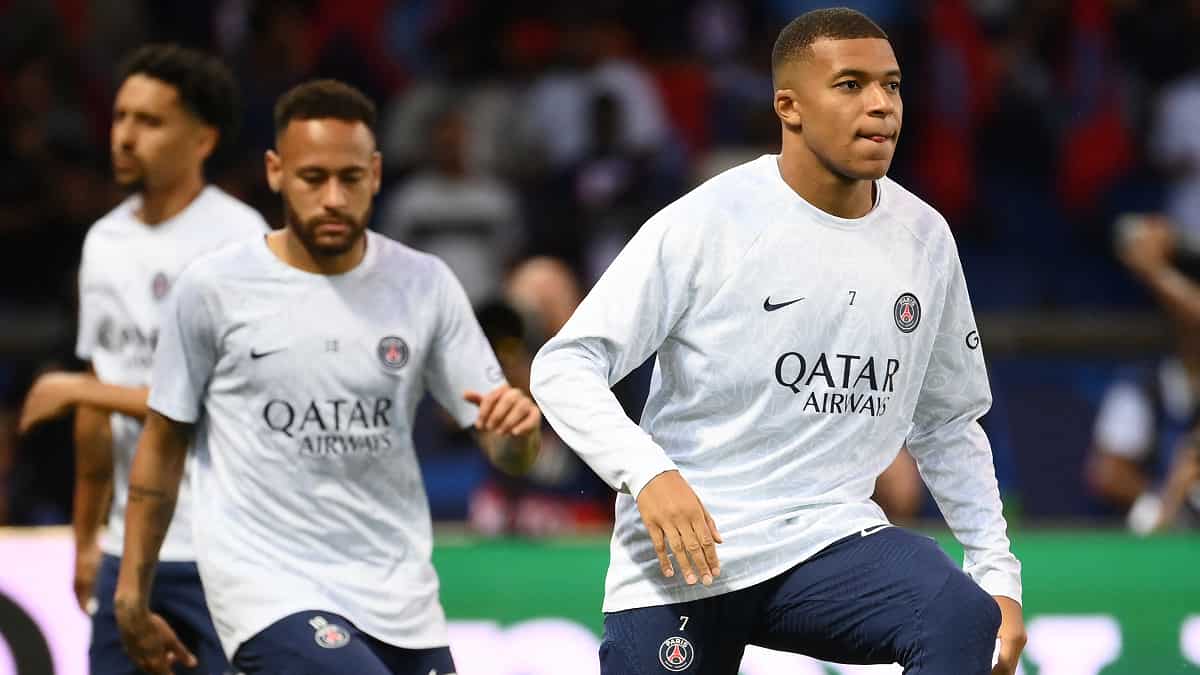 'Not giving you the runaround': PSG manager Galtier responds to rumours of rift between Neymar and Mbappe 'Not giving you the runaround': PSG manager Galtier responds to rumours of rift between Neymar and Mbappe