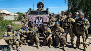 Kharkiv: After Kyiv severs supply line, Russian grip on northeast Ukraine collapses