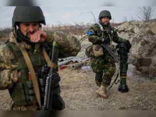 Ukraine seizes the initiative in East; Moscow sends reinforcements to Kharkiv