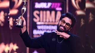 Allu Arjun receives Best Actor award for 'Pushpa: The Rise' at SIIMA award 2022