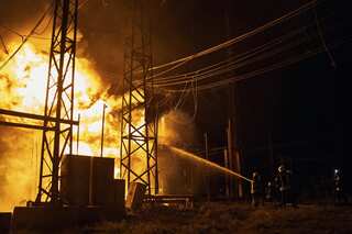 As east Ukraine continues to experience blackouts, Zelensky releases video showing fire