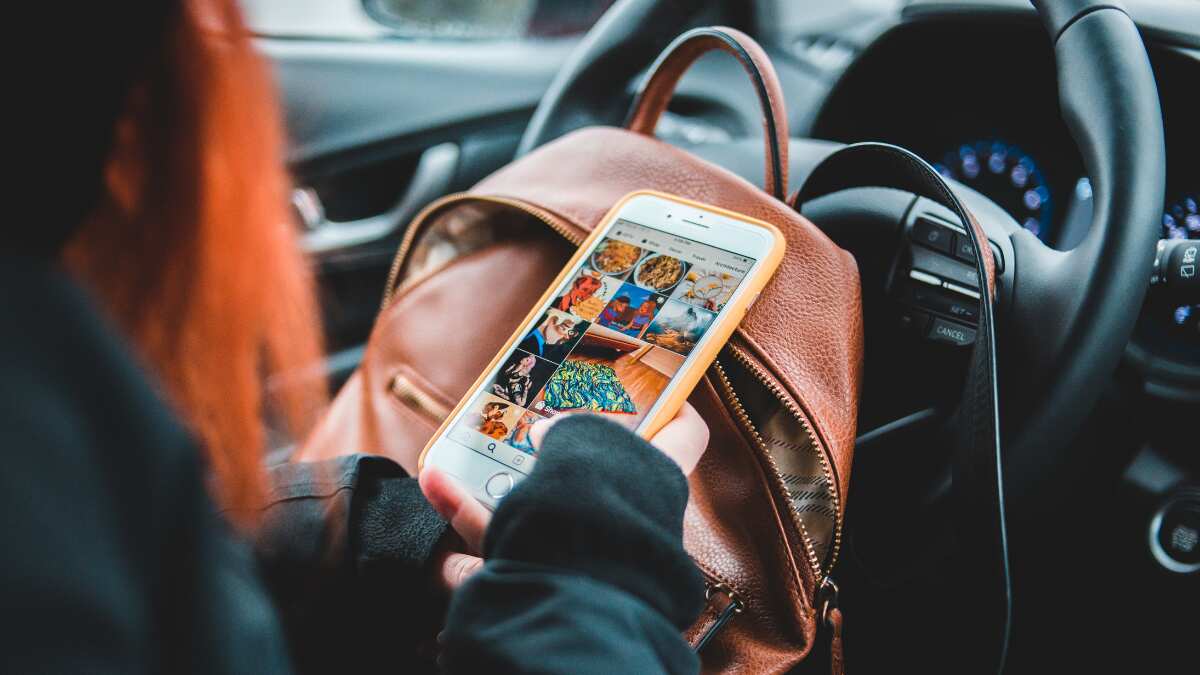 Children increasingly using social media to escape 'negative feelings': Report Children increasingly using social media to escape 'negative feelings': Report