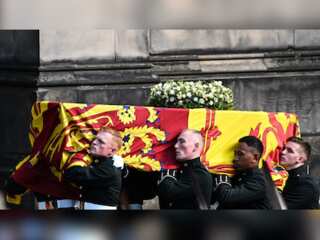 How will the public be able to say goodbye to Queen Elizabeth II?