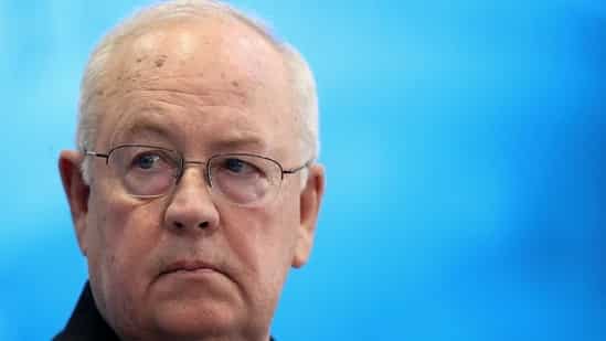 Ken Starr, who investigated Clinton, dies at 76 Ken Starr, who investigated Clinton, dies at 76